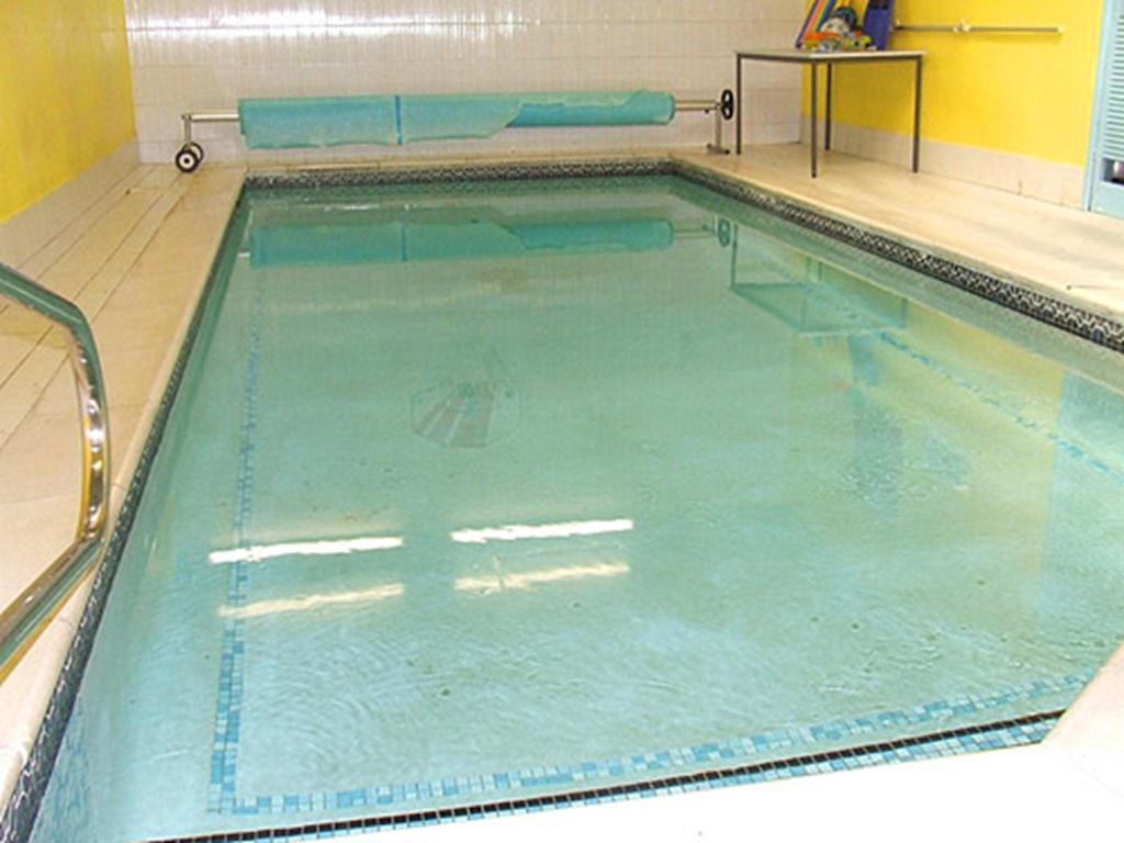 Отель The Woodfield , Indoor Heated Swimming Pool, Spacious Lounge And Bar