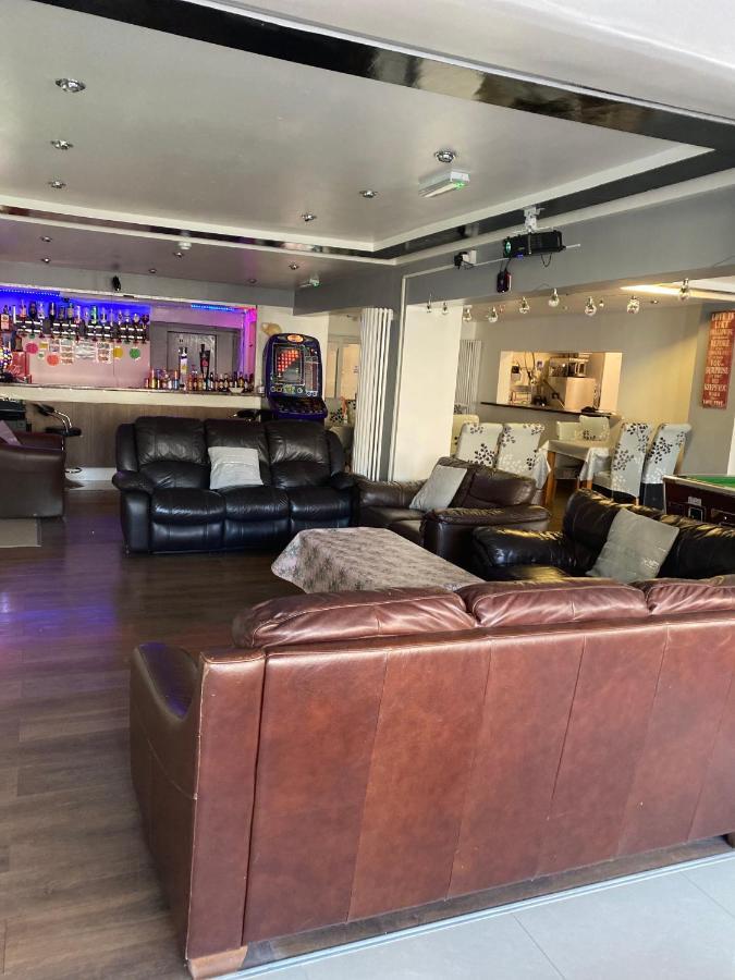 The Woodfield , Indoor Heated Swimming Pool, Spacious Lounge And Bar 3* Blackpool