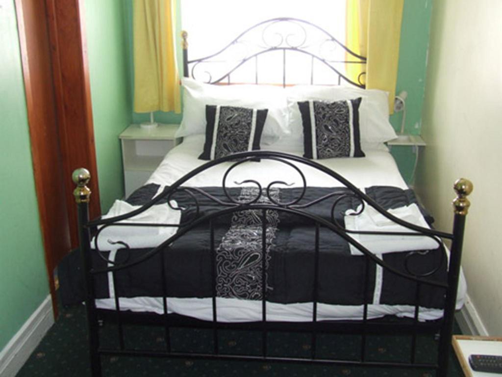The Woodfield , Indoor Heated Swimming Pool, Spacious Lounge And Bar Blackpool